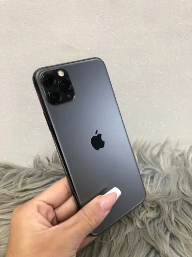 ?*IPHONE 11 PRO MAX 64GB* ?GRAFITE ?88% ?R$1.299,00