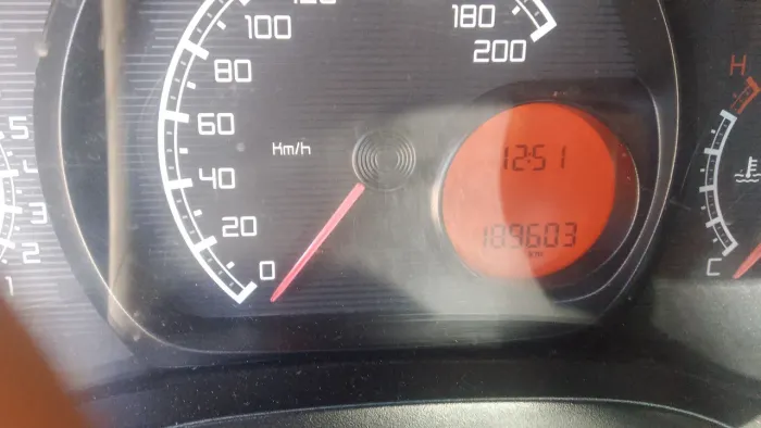 Fiat Siena EL Celeb. 1.4 MPI Fire Flex 8V 4P 2013