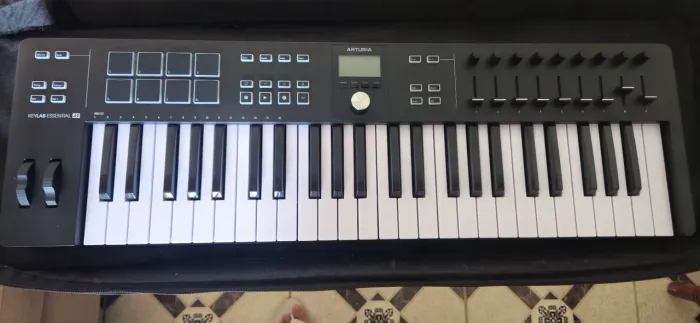 Arturia keylab essencial mk3 49