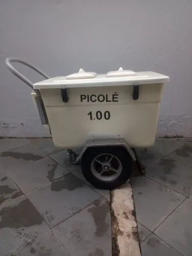 Carrinho para picolés e outros. 