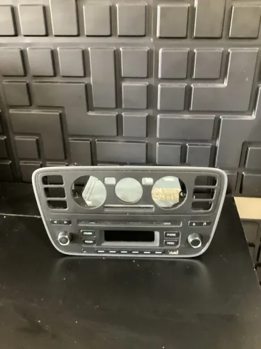 Rádio automotivo MP3/ CD
