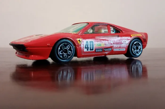 Ferrari 288 GTO Rally N 40 da BBurago 1/43.  Made in Italy.