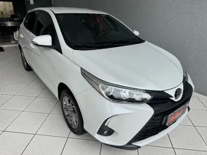 Toyota Yaris XS 1.5 Flex 16V 5P Aut. 2023