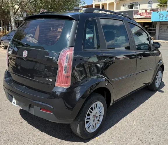 Fiat Idea Essence 1.6 Flex 16V 5P 2011