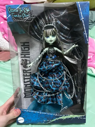 Monster high Frankie Stein Stitched with style - lacrada