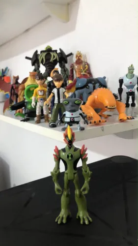 Boneco Fogo Selvagem Ben 10 Original Bandai