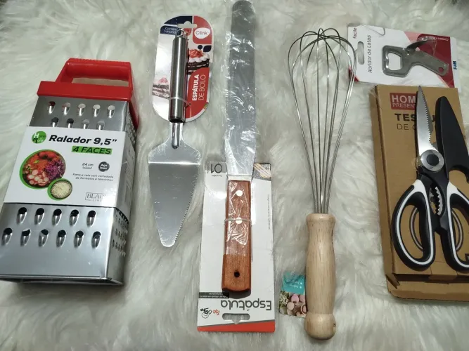 Kit de Utensílios de Cozinha - Praticidade e Versatilidade para o Dia a Dia!
