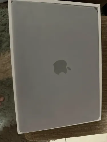 MacBook Air M3 8gb 2024