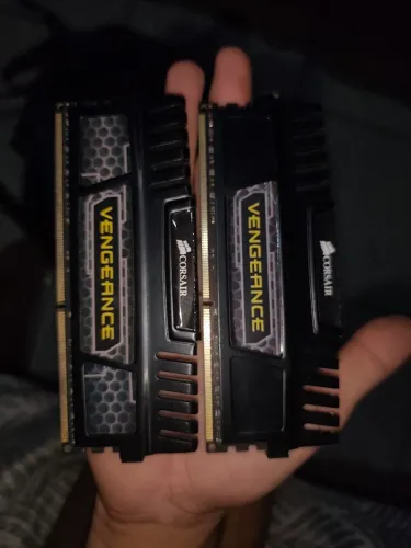 Memória Ram 2x8Gb DDR3 Corsair (Aceito Troca)