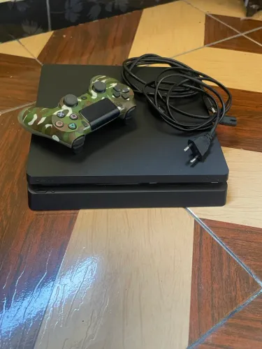 Play4 em ótimo estado!