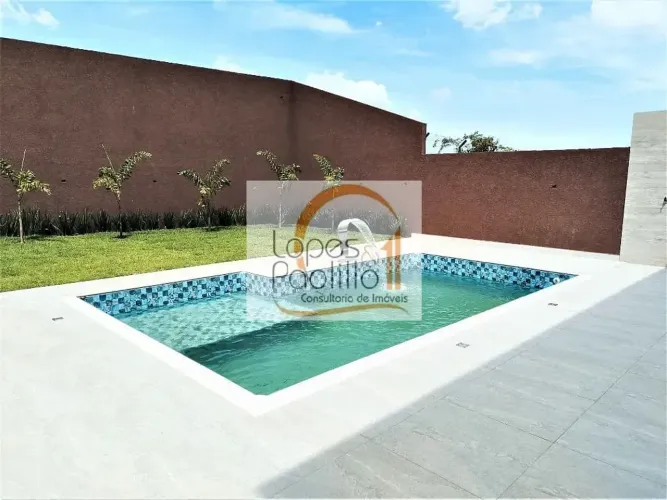 EM ATIBAIA VOCÊ ENCONTRA ESTA LINDA CASA À VENDA EM CONDOMÍNIO FECHADO DE ALTO PADRÃO COM 