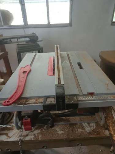 Serra bancada Bosch GST 10