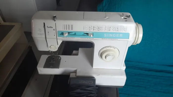 Maquina de costura doméstica