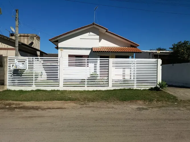 CASA A VENDA NA POLICIA RODOVIARIA VALOR R$280.000MIL