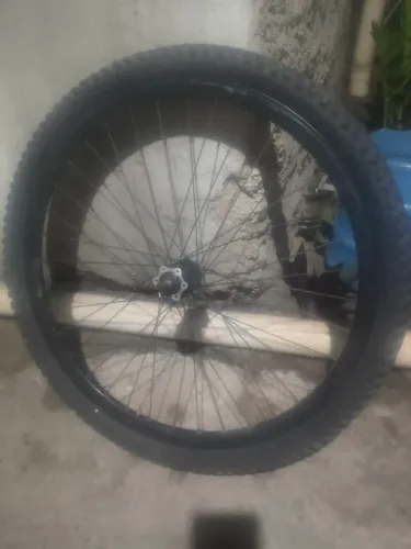 Roda Aro 26 com Pneu + Câmara - R$90