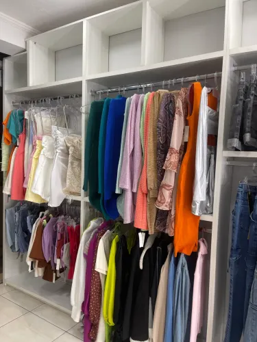 Móvel para closet,loja, etc