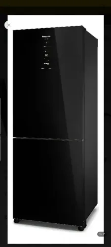 Geladeira Panasonic Black Glass preta 