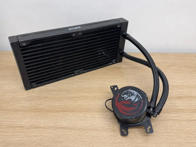 WATER COOLER SANGUE FRIO 2 240MM (INTEL/AMD) - TDP 250W - Sem Ventoinhas