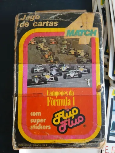 Jogo de cartas Match 4 antigo F1