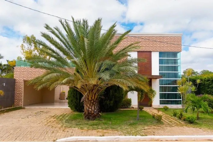 Casa de Alto Padrão no Condomínio Dona Marta