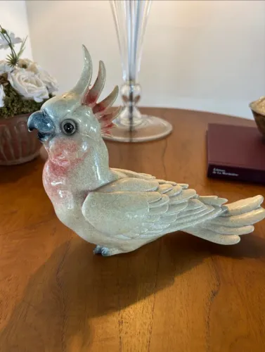 Cacatua em poliresina