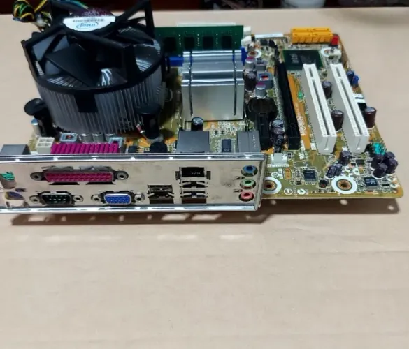 PLACA INTEL LGA775 KIT