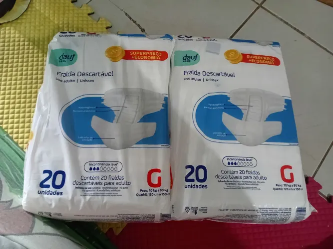 Fraldas descartáveis geriatrica G