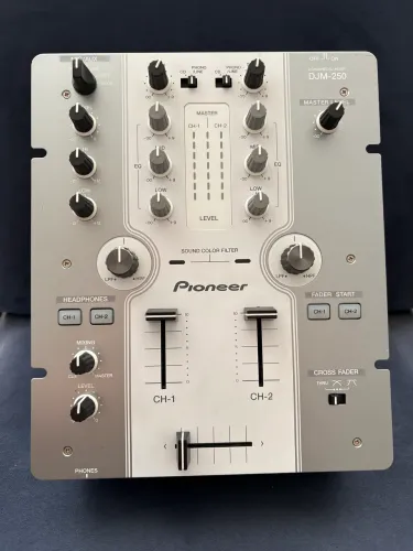 Mixer Pioneer DJM250 white (na caixa, com manual)