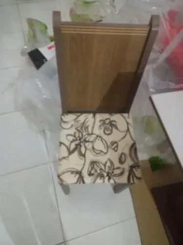 Mesa de sala nunca usada