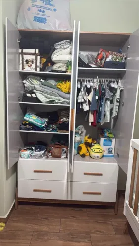 Cômoda e Guarda Roupa Infantil Retrô