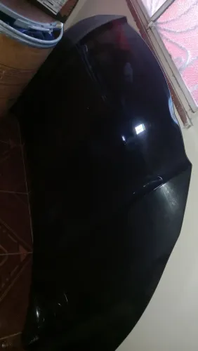Vendo capuz da hrv na cor preto com pequena várias na ponta mas é original