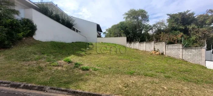 Terreno a Venda no Condomínio Villaggio Fiorentino, no bairro Vila Sonia em Valinhos