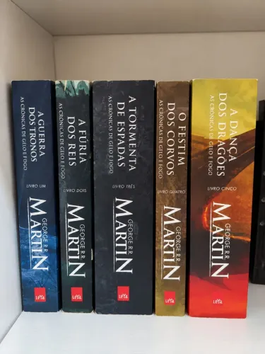 Coleção As Crônicas de Gelo e Fogo - 5 Livros