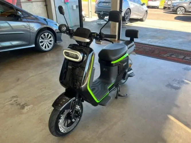 SCOOTER 1000W 2026