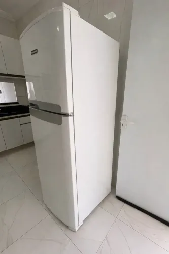 Geladeira continental 