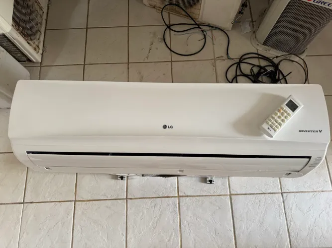 Ar-condicionado LG 18.000 btus 