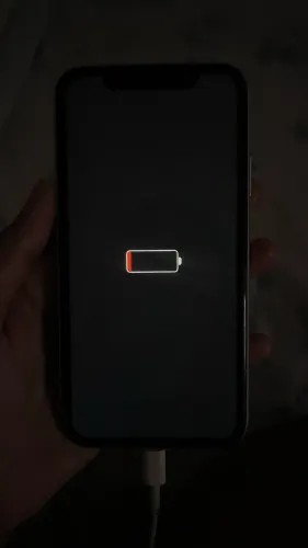 iPhone XR 64GB (não liga totalmente)