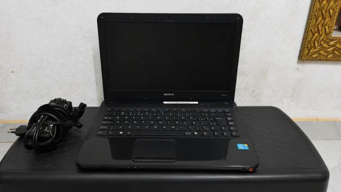 Notebook Sony VAIO VPCEH40EB - Para Peças ou Reparo