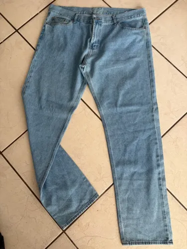 Calça Jeans TACO usada 1 vez 25,00 tamanho 48