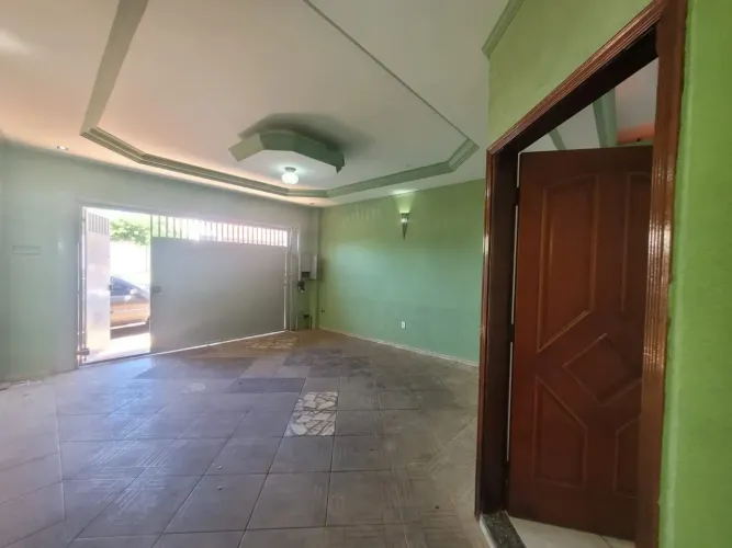 CASA Á VENDA 3 DORMITORIOS - 2 VAGAS - BAIRRO PLANALTO VERDE
