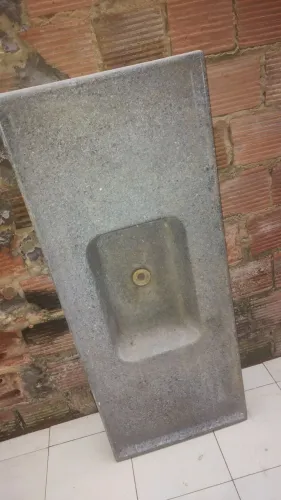 vende-se pia de lava, toda boa 