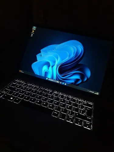 Notebook Hp Elitebook 840 G11, Intel Ultra 7, 16gb Ddr5, Ssd 512gb, Impecável, Completo.