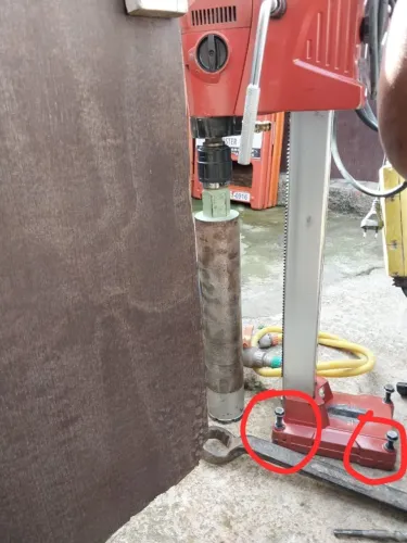 perfuratriz marca Hilti modelo DD 160 220 v fura até 23 cm