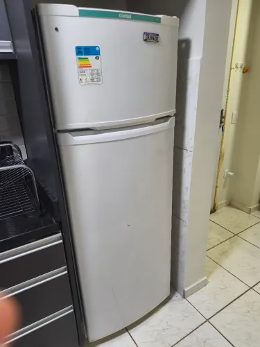 Geladeira consul 334L - 127V