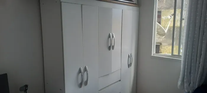 Guarda-Roupa (Grande)