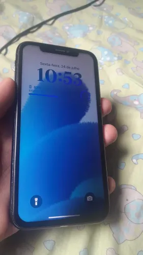 iPhone XR pegando tudo