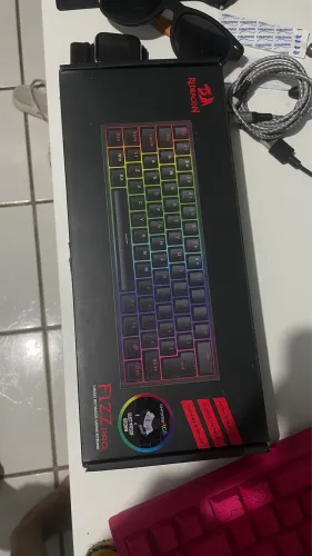 Teclado gamer mecânico Red dragon fizz pro