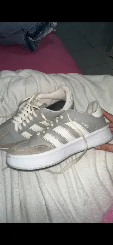 Tênis adidas samba cinza