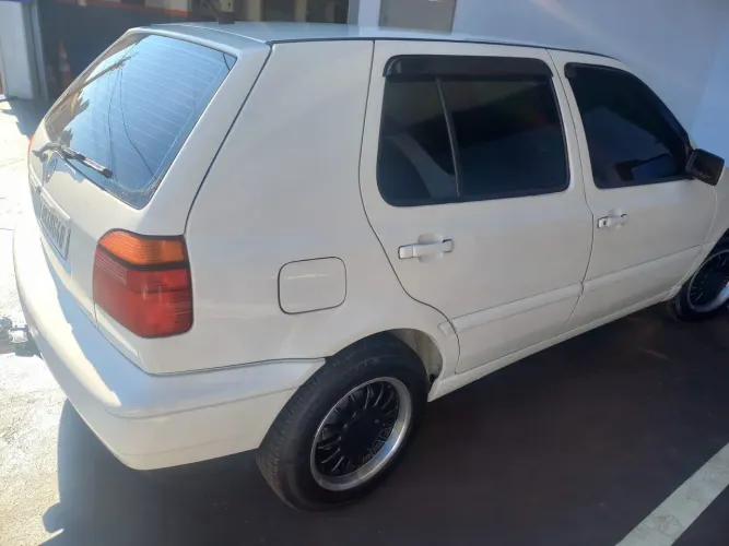 Volkswagen Golf GL 1.8/ 2.0i 4P 1997