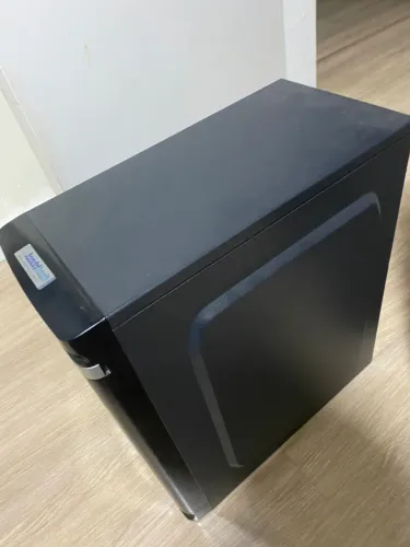 PC Ryzen 3 2200G com Vega | 8GB RAM | Windows 10 (aceito ofertas)